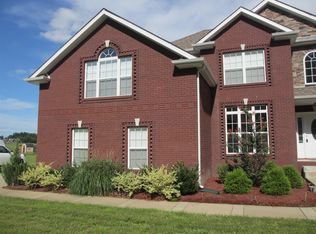 957 Dixie Bee Rd, Adams, TN 37010