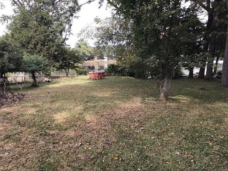5323 NW Edgewood Cir — Photo 8