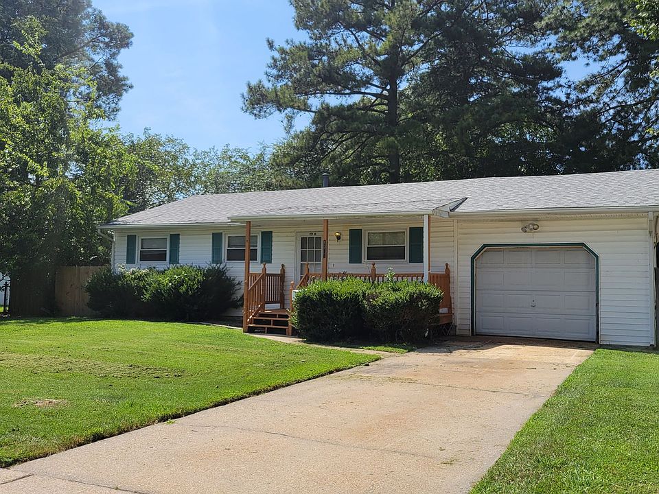 1st image of 1300 Jackie Dr