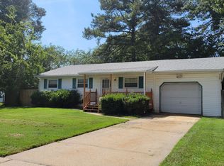 1300 Jackie Dr, Chesapeake, VA 23324