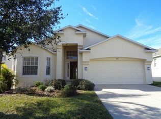 7627 Jeno St, Zephyrhills, FL 33540