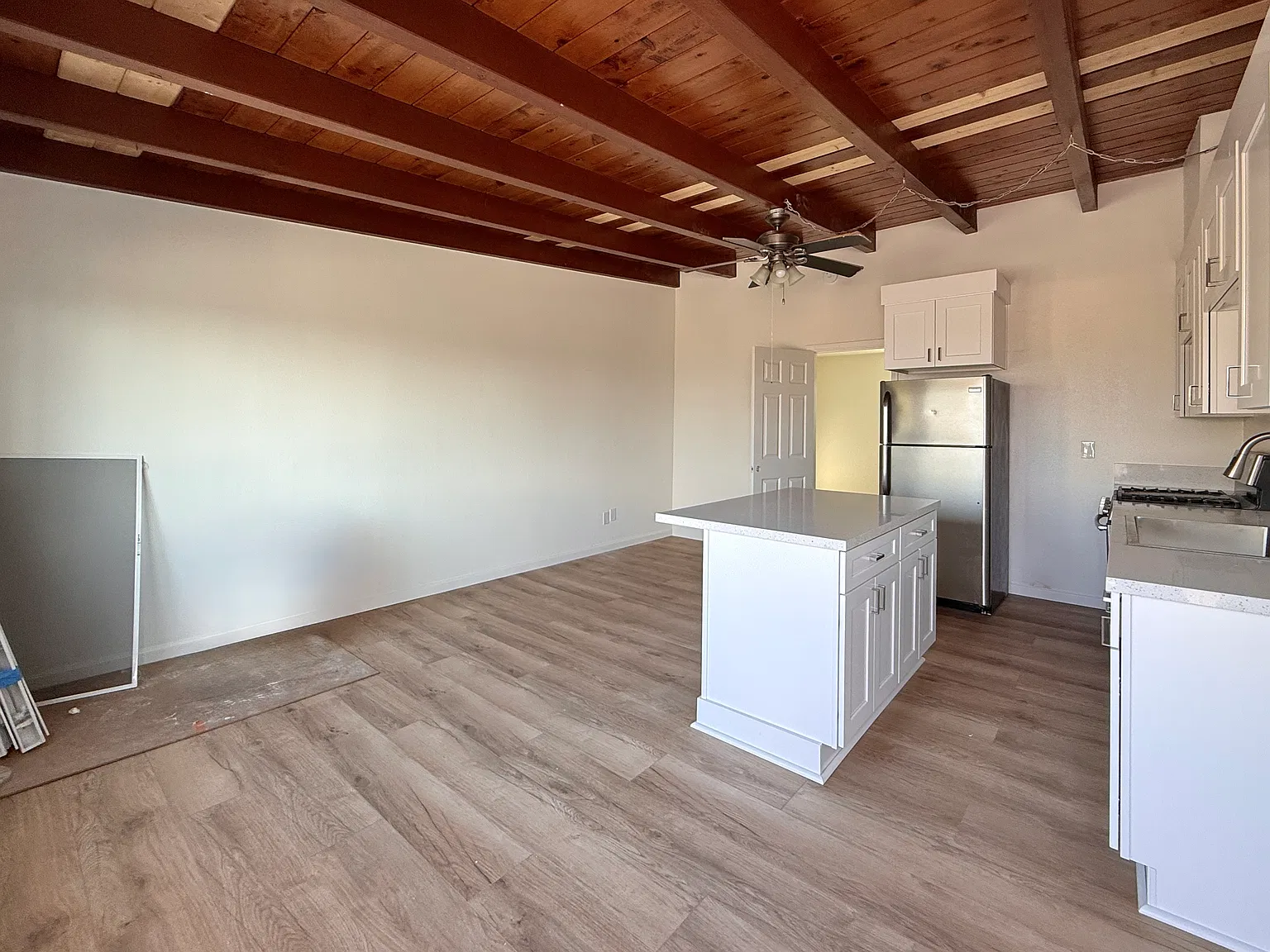 1 bed, 440 sqft, $2,495 — Photo 2