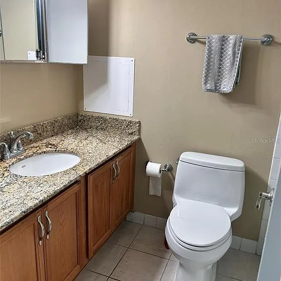 868 Bayway Blvd #304 — Photo 9