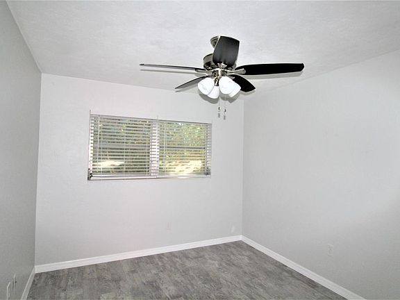 4th image of 6323 Gateway Ave #6383