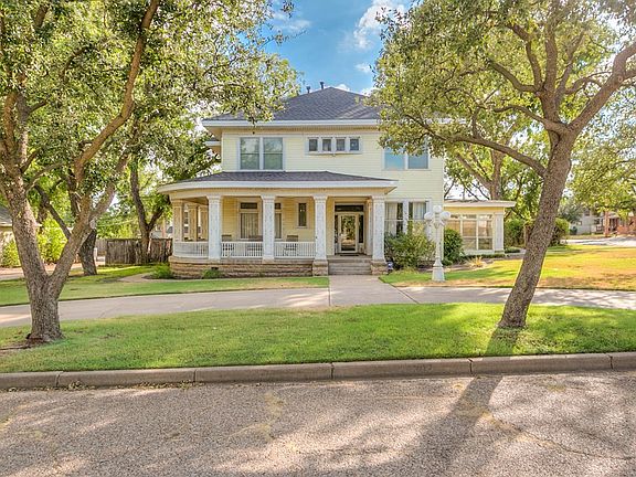 2nd image of 307 N 8th St