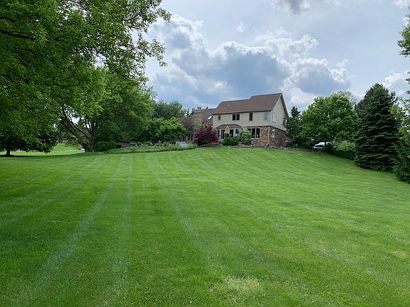 2nd image of 1541 Murray Ct
