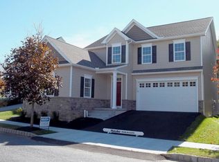 204 Weatherfield Pl, Lancaster, PA 17603
