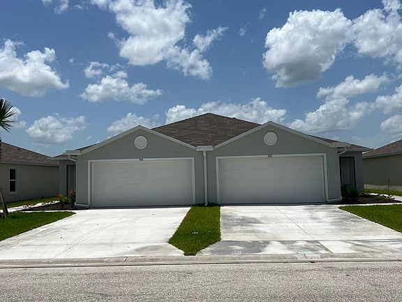 3rd image of 9112 Aegean Cir