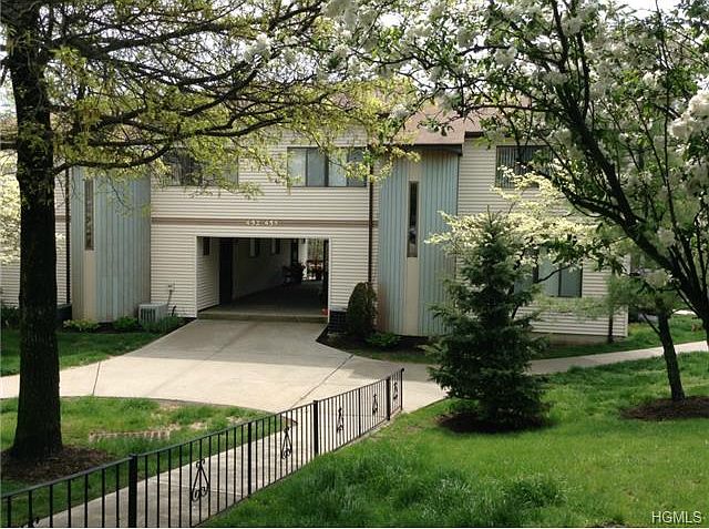 1st image of 452 Country Club Ln Unit 452