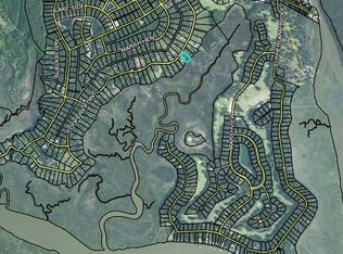 28 NE Coopers Point Dr, Townsend, GA 31331