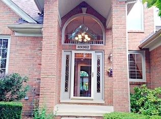 49362 Sandra Dr, Shelby Township, MI 48315