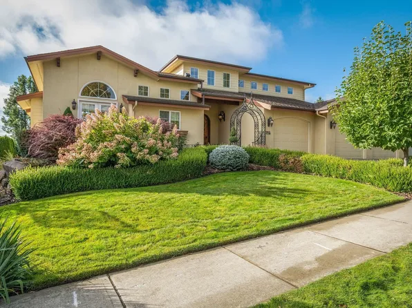 1215 W Chaucer Ave, Spokane, WA 99208