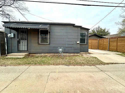 3309 22nd St Photo 1