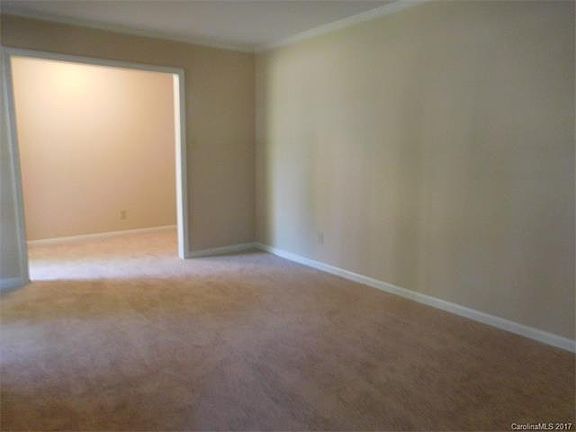 4th image of 2441 Shaw Ave