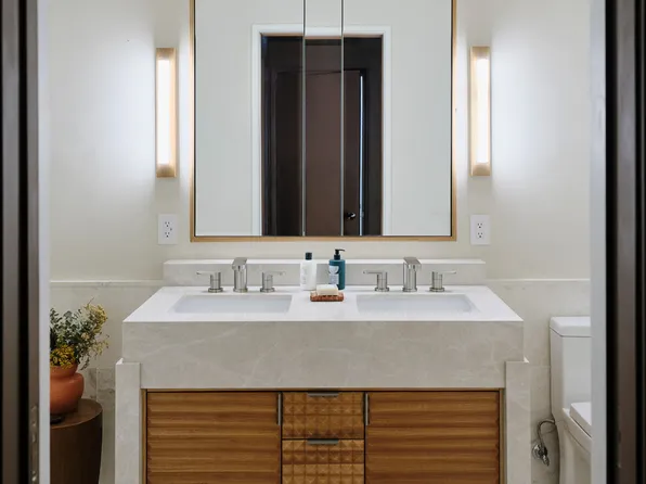 323 Bergen Street image 7 of 18