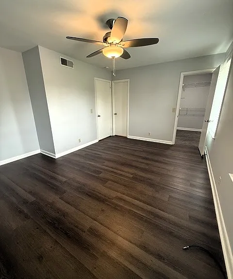 502 Clubhouse Ct — Photo 15