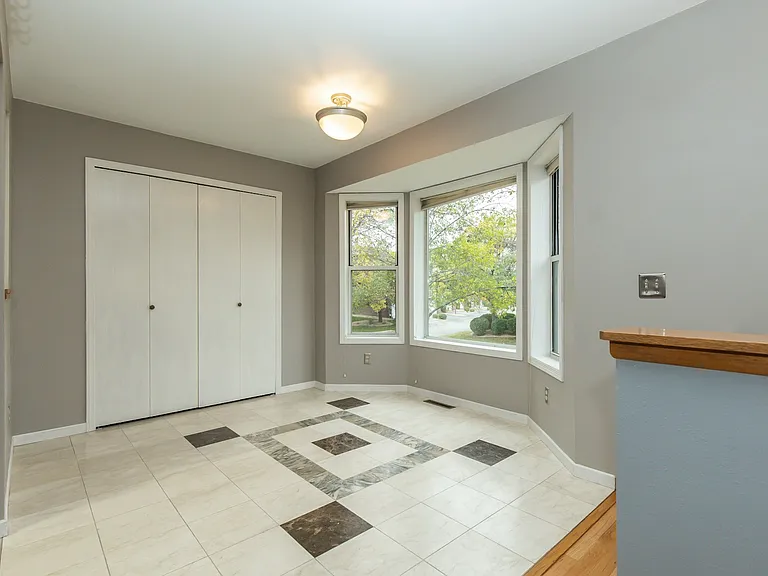 tile dining room