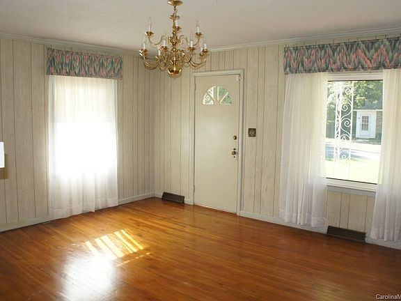 5th image of 1010 W Rankin Ave