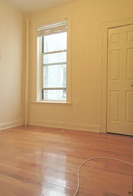 Rented by DSA Realty | media 35