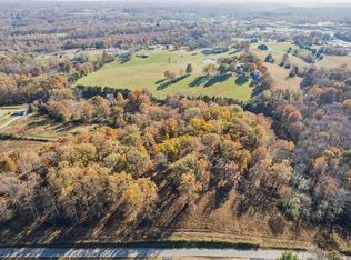 304 Lake Westmoreland Rd, Westmoreland, TN 37186