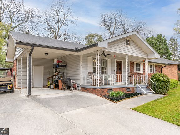 3rd image of 3148 Rebecca St SW