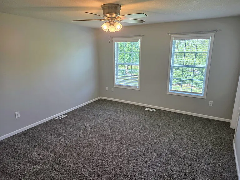 4543 NE McDougal Ln — Photo 16