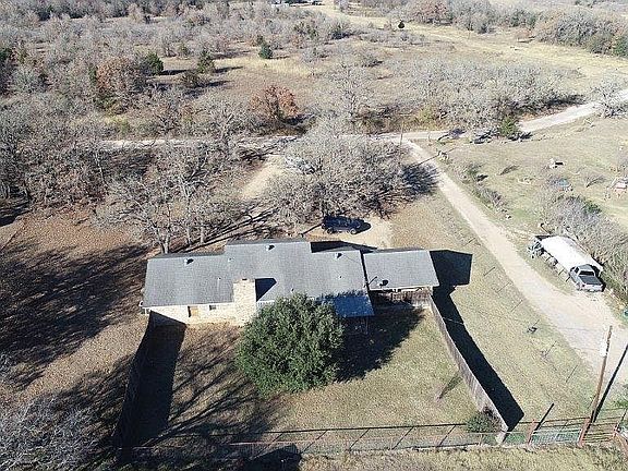 2nd image of 1004 County Road 333