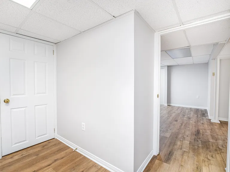 939 Weston Dr #1 — Photo 19