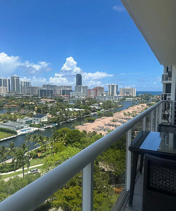 3640 Yacht Club Dr #1403