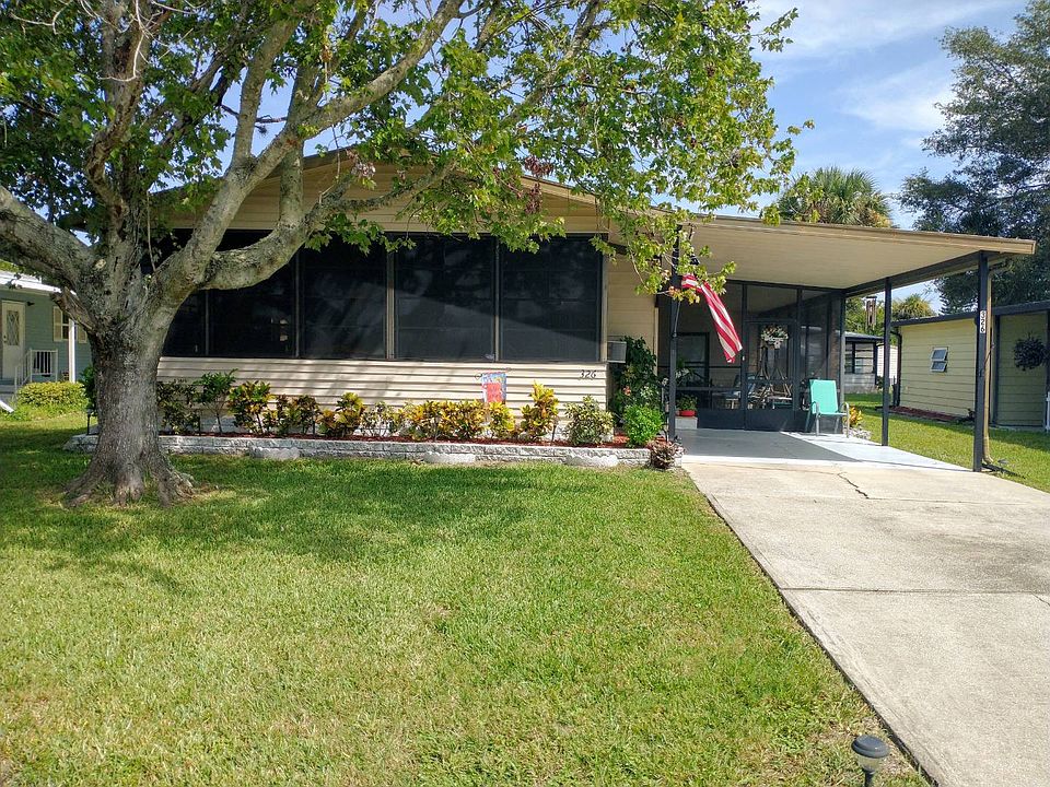 1st image of 326 Prince Edward Ct