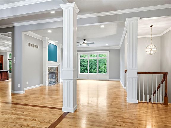 5th image of 4226 SW Clarion Lakes Dr
