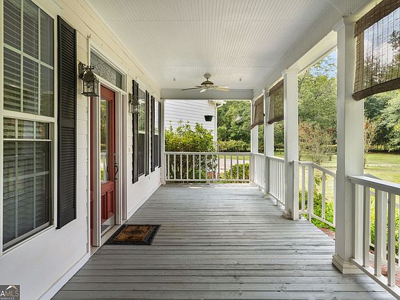 3rd image of 380 Bay Springs Rd
