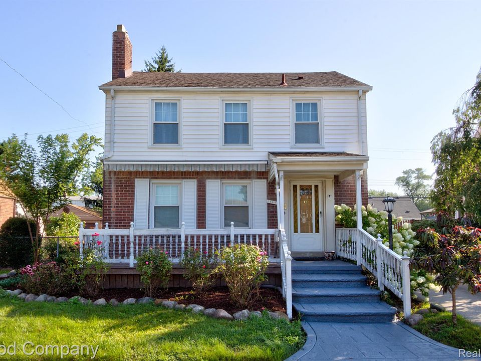 1st image of 15648 Beatrice Ave
