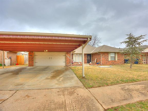 3rd image of 2621 SW 90th St