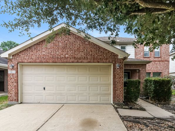 19811 Breezy Cove Ct