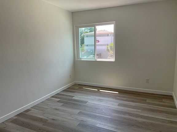 2nd image of 4625 Florida St APT 4