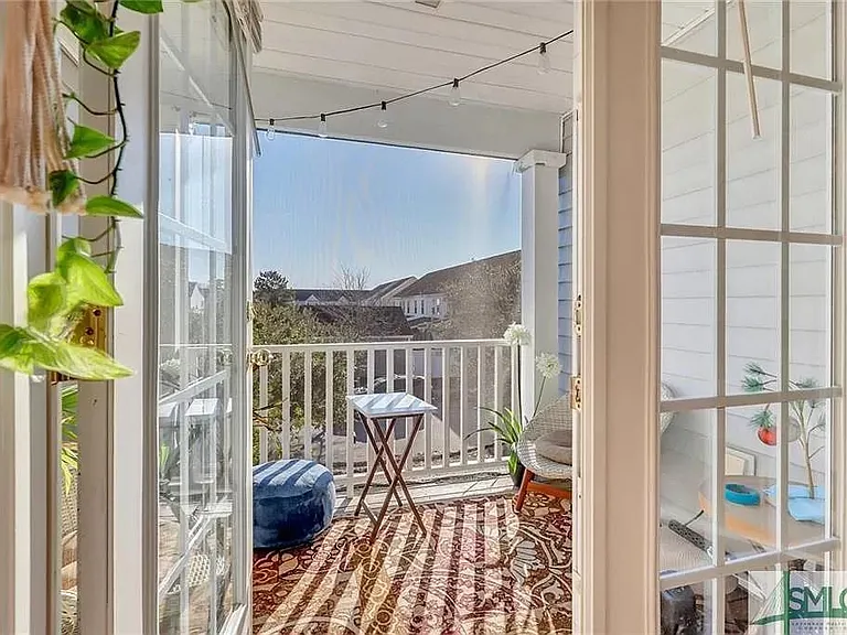 137 Fairgreen St — Photo 3