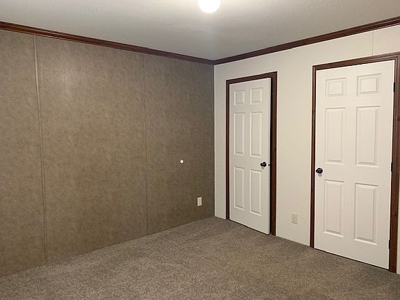 4th image of 417 N 14th Pl #T007