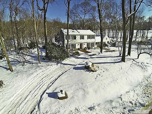 2nd image of 17 Coldport Dr