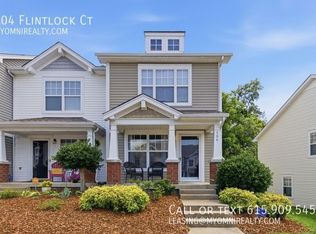 704 Courtney Ct, Nashville, TN 37218