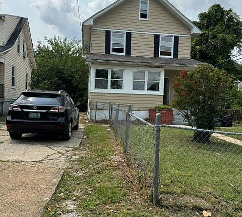 2nd image of 5108 Midwood Ave