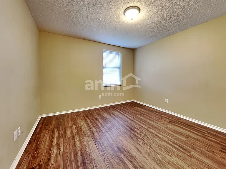 1404 Sunflower Ct — Photo 19