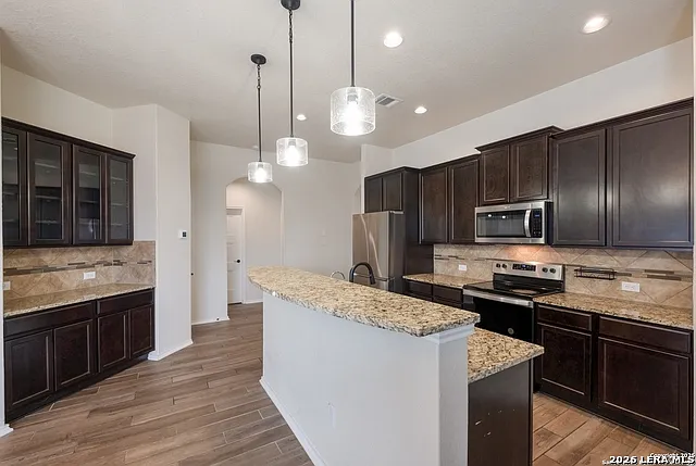 6318 Katy Star — Photo 4