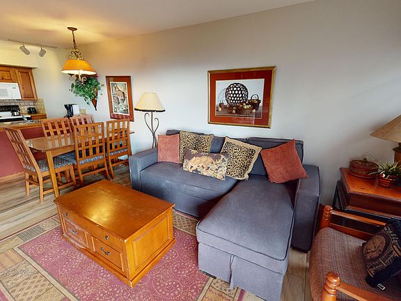 5th image of 210 Highland House #26209