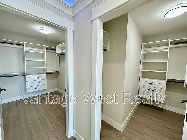 3608 Silver Way — Photo 22