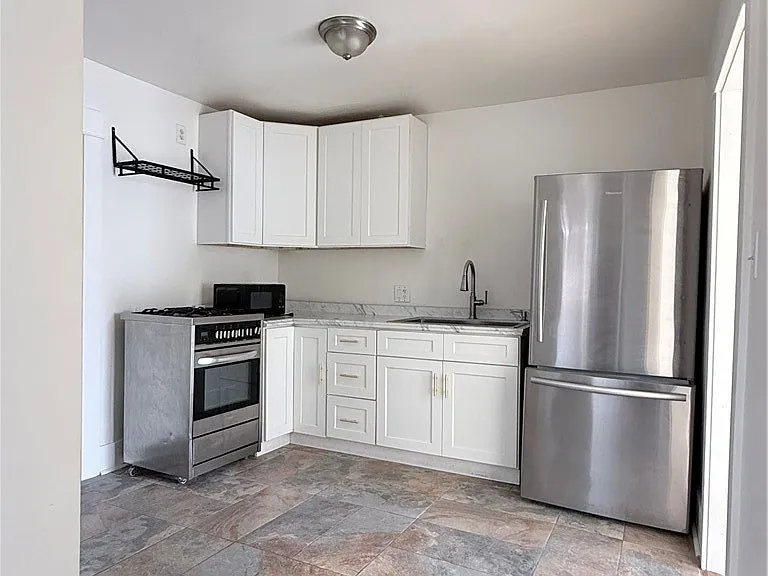 206 S Guadalupe Ave #A — Photo 1