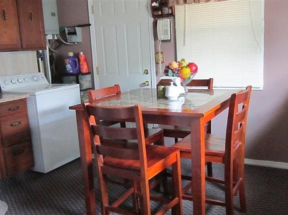2nd image of 207 Fitchland Dr