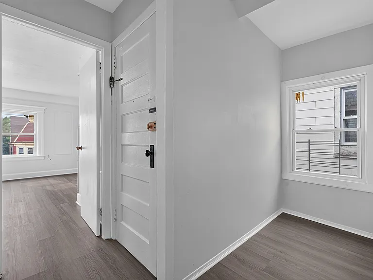 854 S 15th St #3 — Photo 11