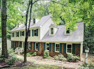 1812 Bonnibee Ct, Raleigh, NC 27612