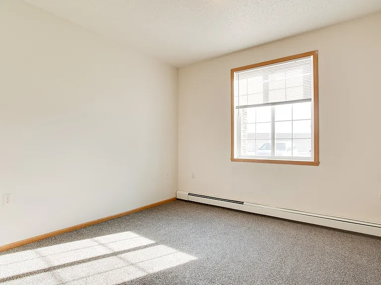 Lakestone Apartments Bedroom